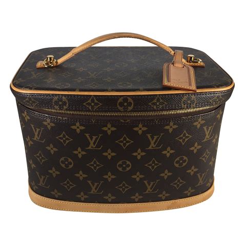 louis vuitton nice vanity case